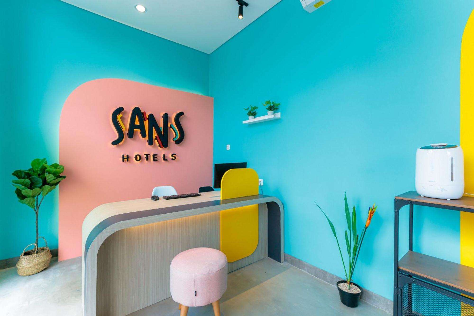 Sans Hotel Kelapa Gading Jakarta Jacarta Exterior foto